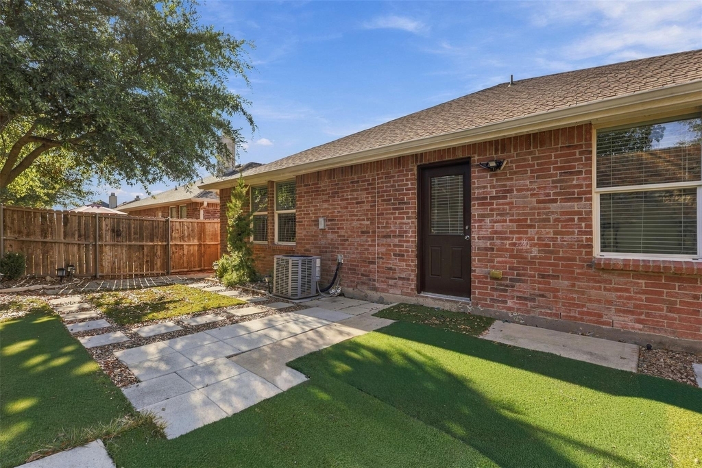 9582 Rosedale Drive - Photo 24