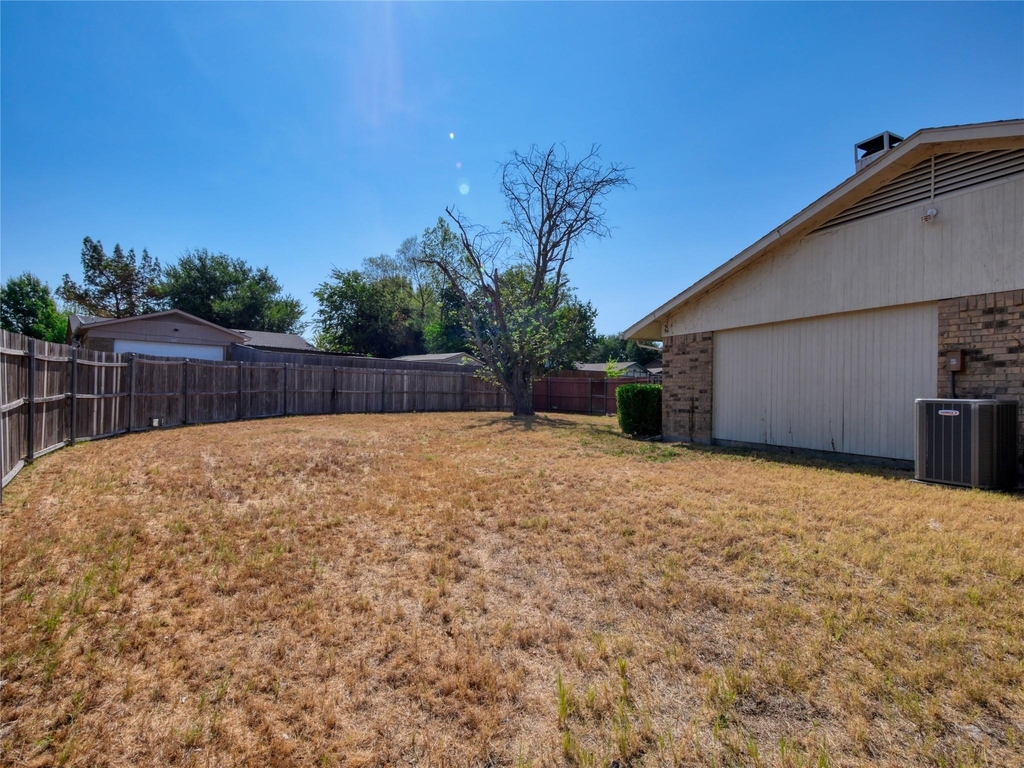 1472 Rockshire Drive - Photo 24