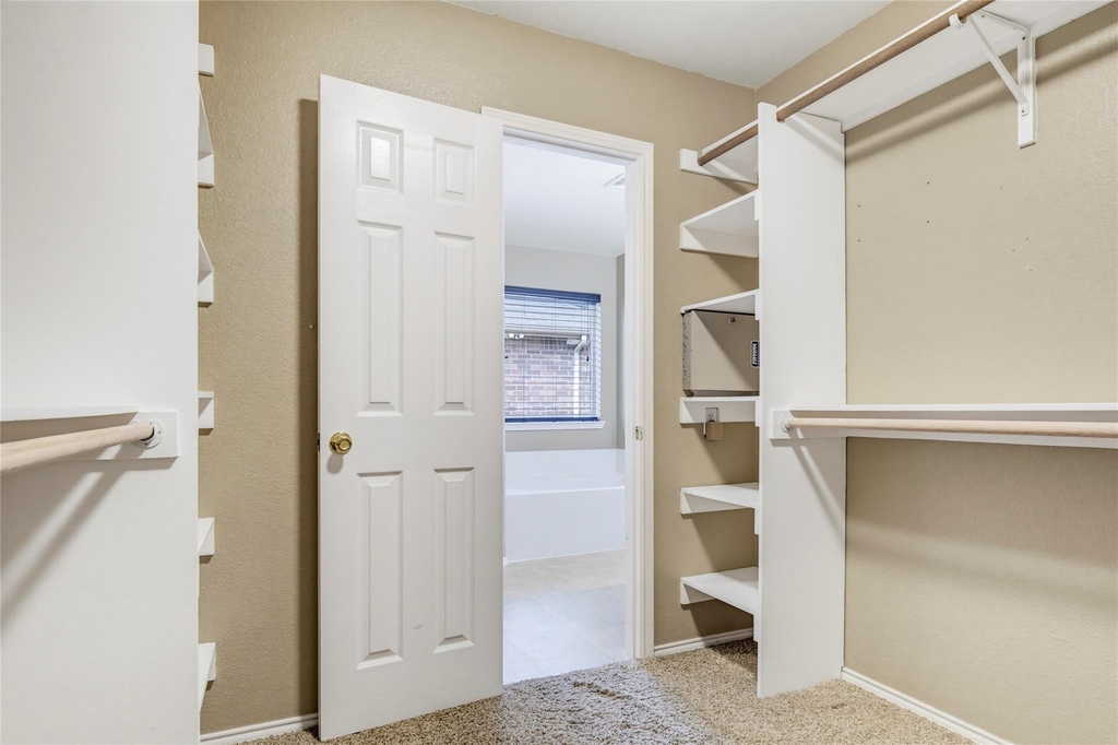 2149 Parkside Drive - Photo 16