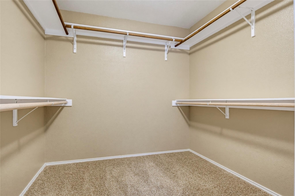 2149 Parkside Drive - Photo 17