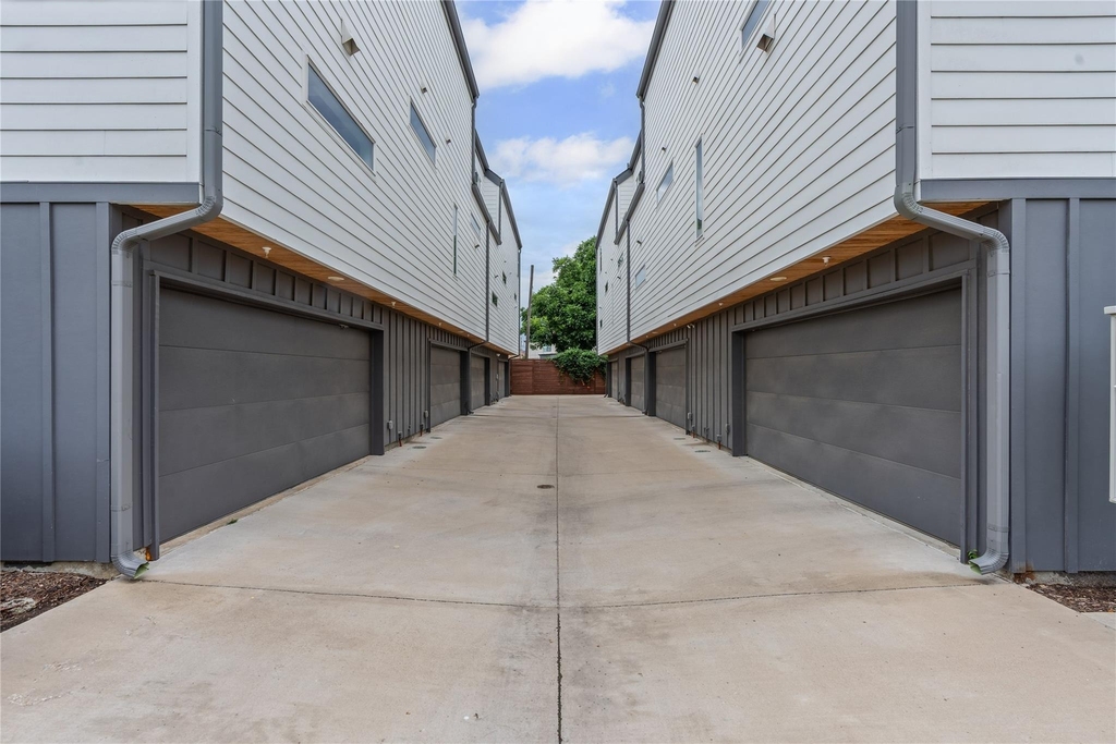 1505 N Garrett Avenue - Photo 24