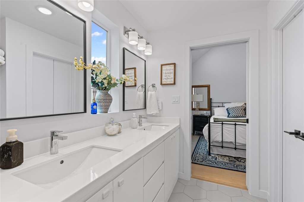 1505 N Garrett Avenue - Photo 18