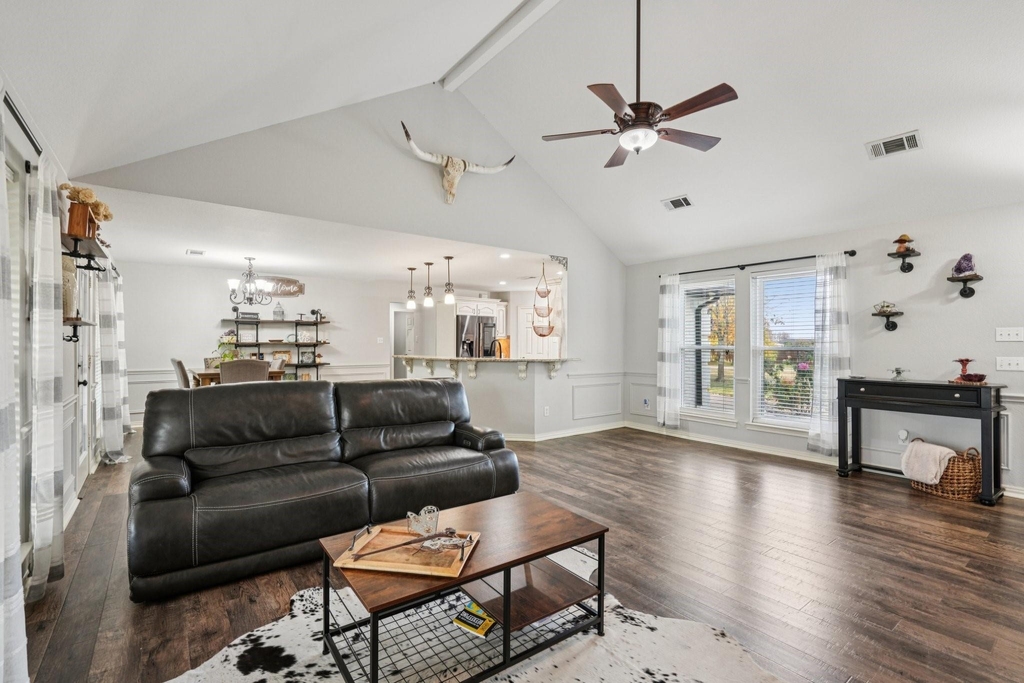 10072 Manor Way - Photo 2