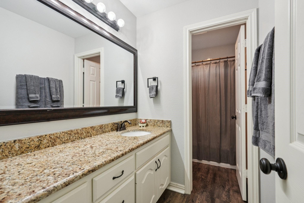10072 Manor Way - Photo 14