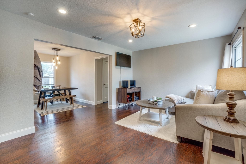 2111 Norwood Drive - Photo 3