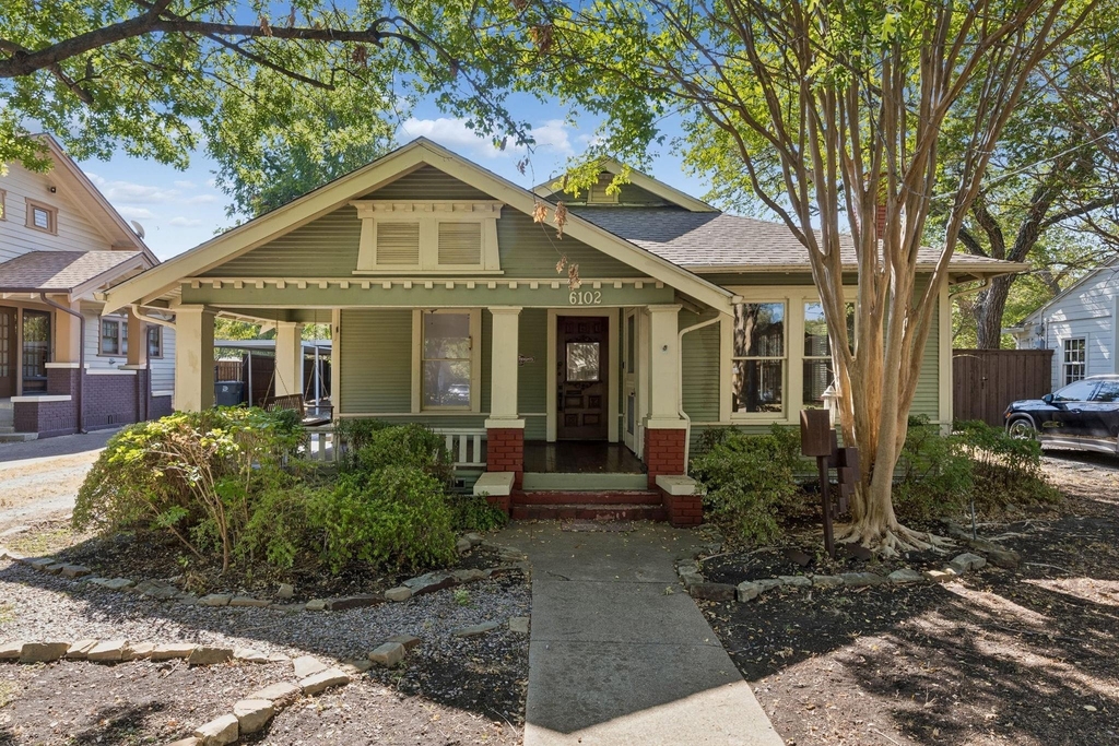 6102 Worth Street - Photo 0