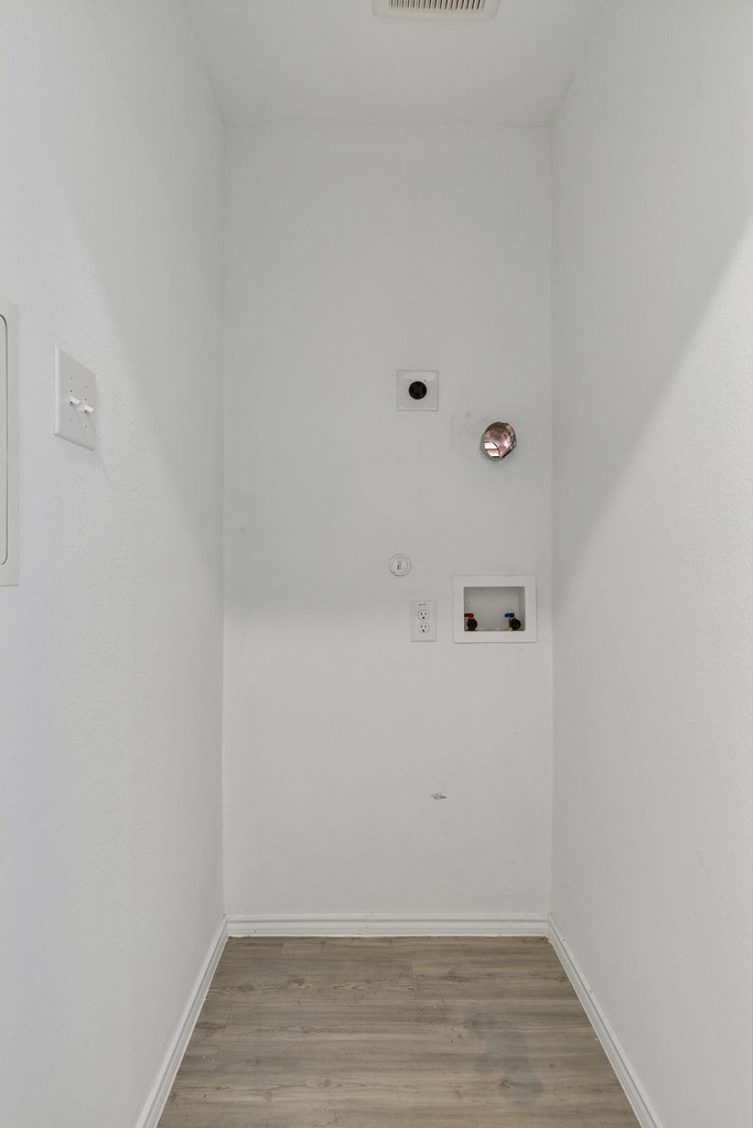 6825 Sunbeam Circle - Photo 8