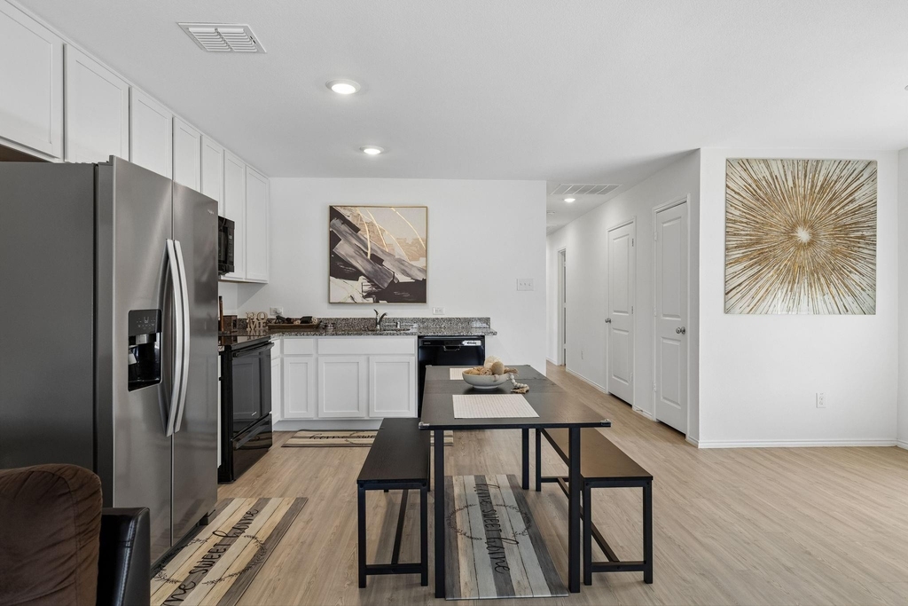 6825 Sunbeam Circle - Photo 3