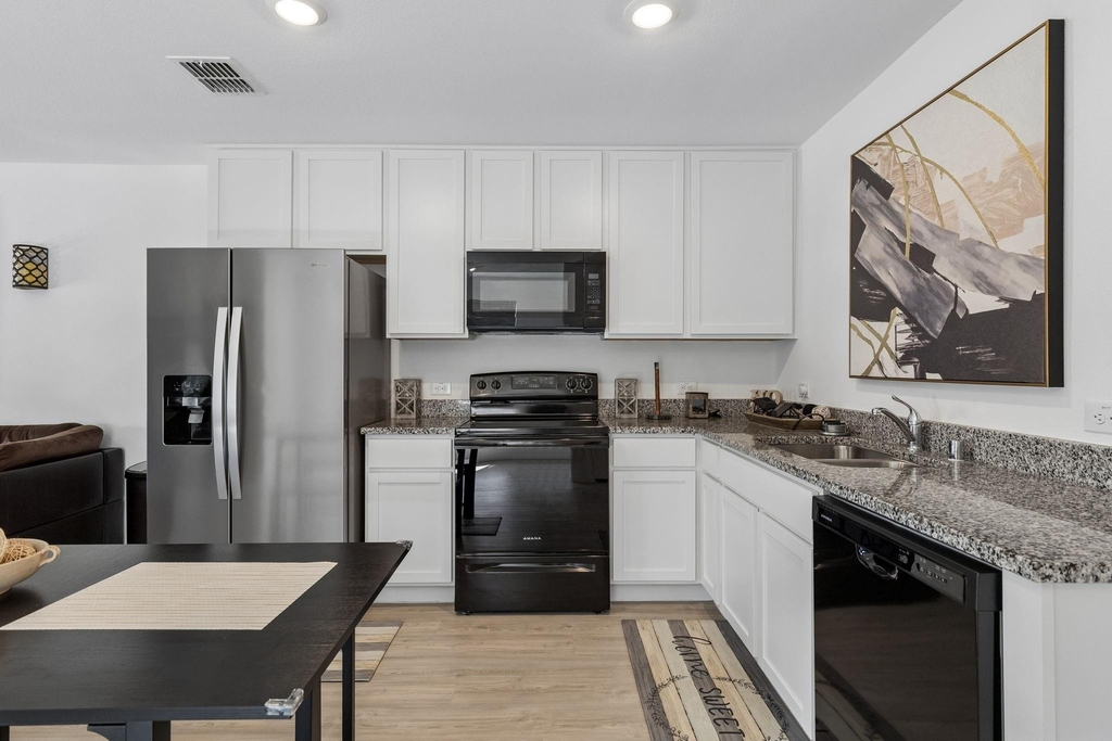 6825 Sunbeam Circle - Photo 2