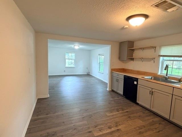 927 W Baker Street - Photo 4