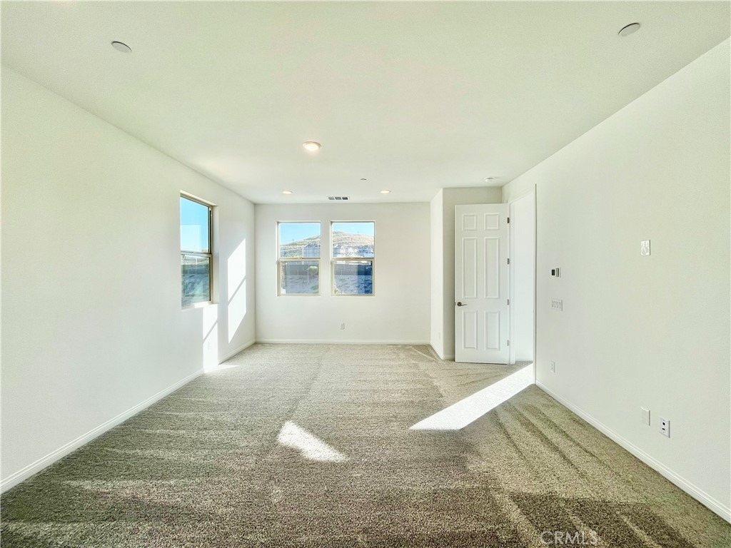 27355 Hyland Court - Photo 14