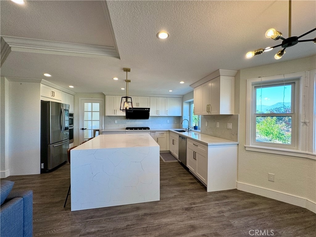 13745 Moonshadow Place - Photo 14