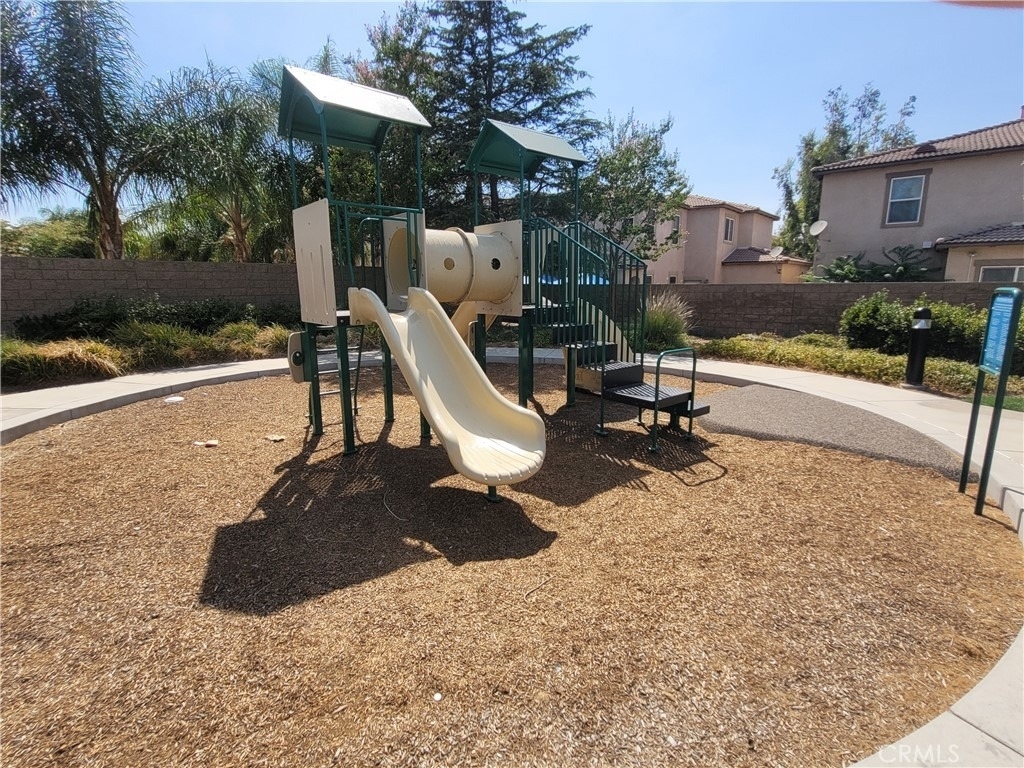 4022 Sutton Court - Photo 18