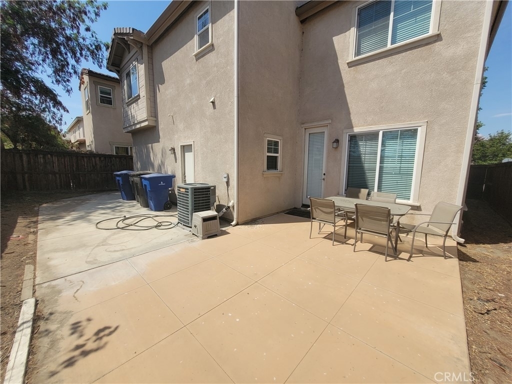 4022 Sutton Court - Photo 16