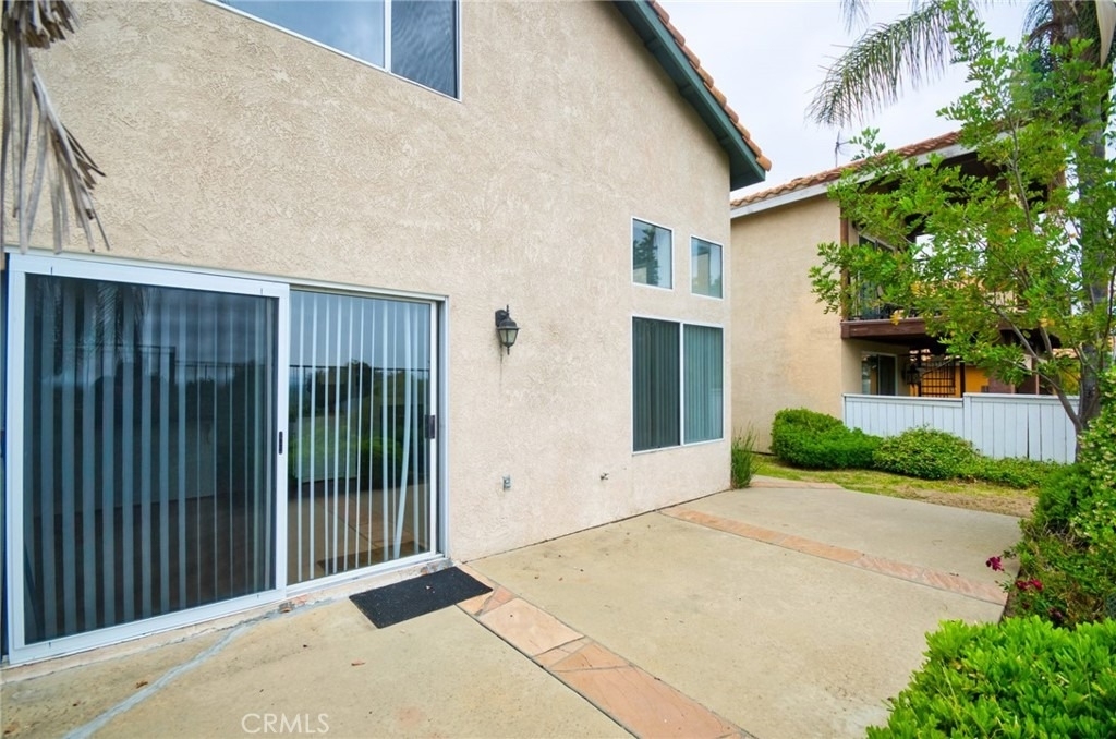 15737 Altamira Drive - Photo 24