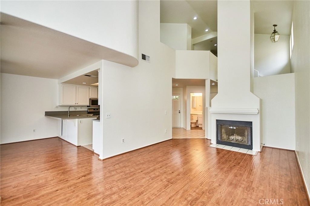 15737 Altamira Drive - Photo 5