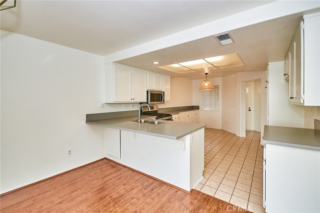 15737 Altamira Drive - Photo 11