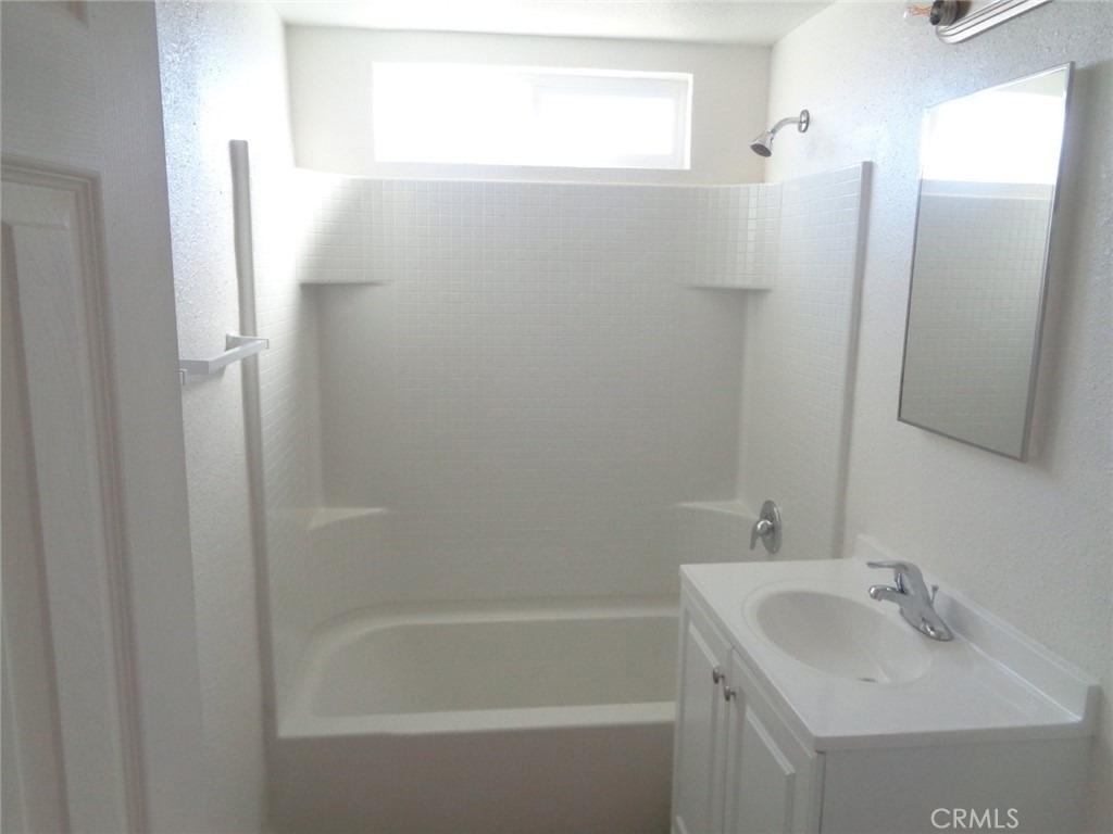 44253 Beech Avenue - Photo 10