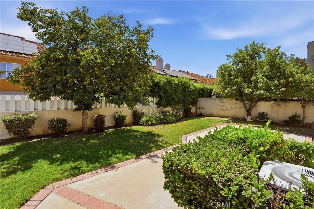 7422 Kyle Court - Photo 35