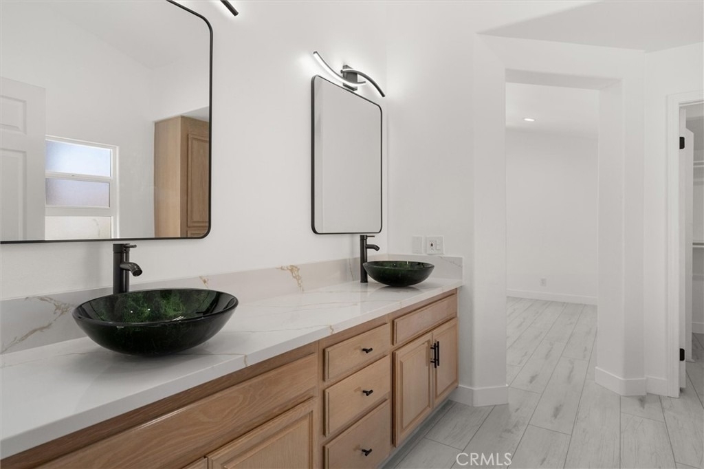7422 Kyle Court - Photo 17