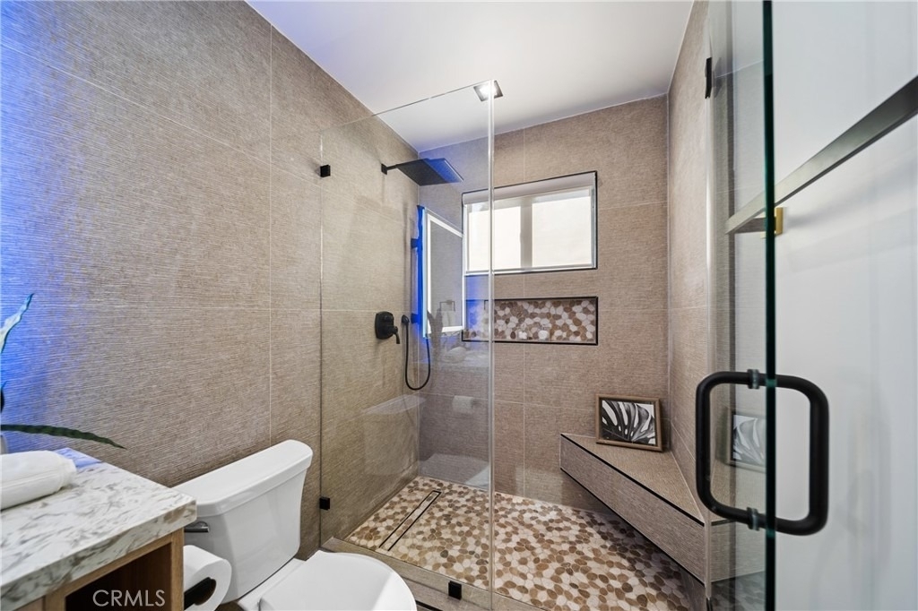 5109 Longridge Avenue - Photo 17
