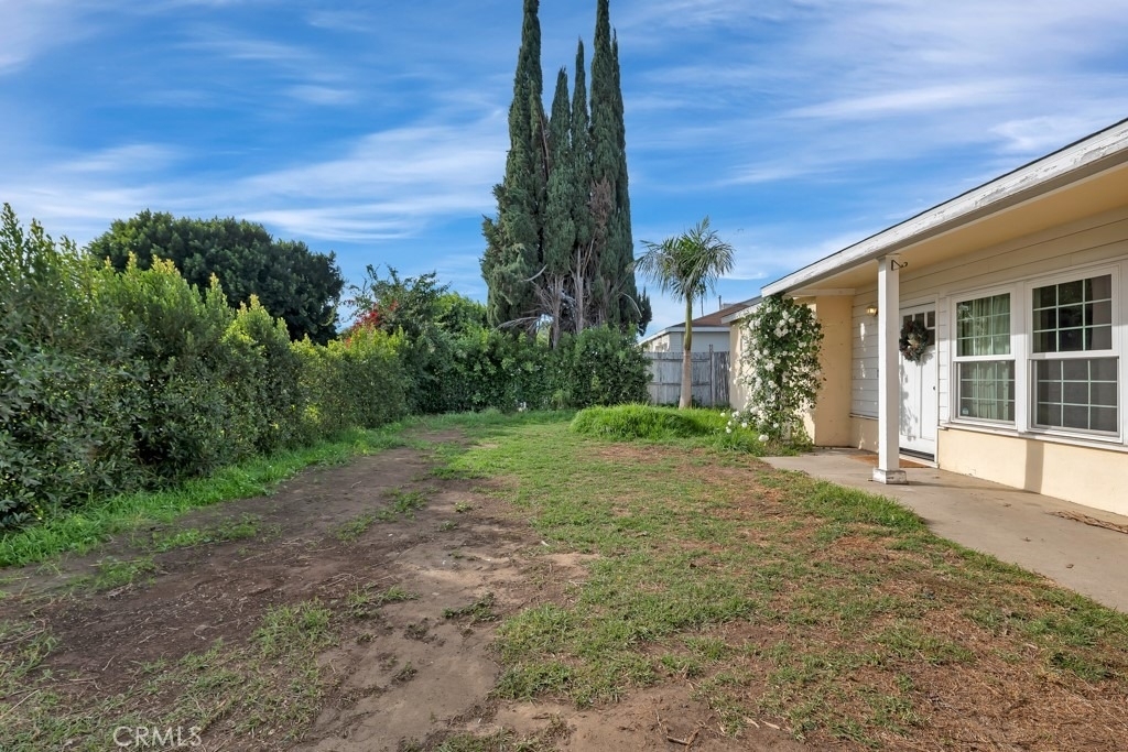 15115 Leadwell Street - Photo 23