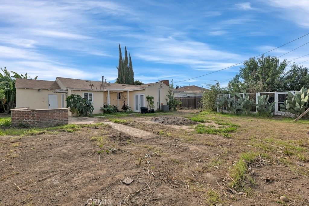 15115 Leadwell Street - Photo 22