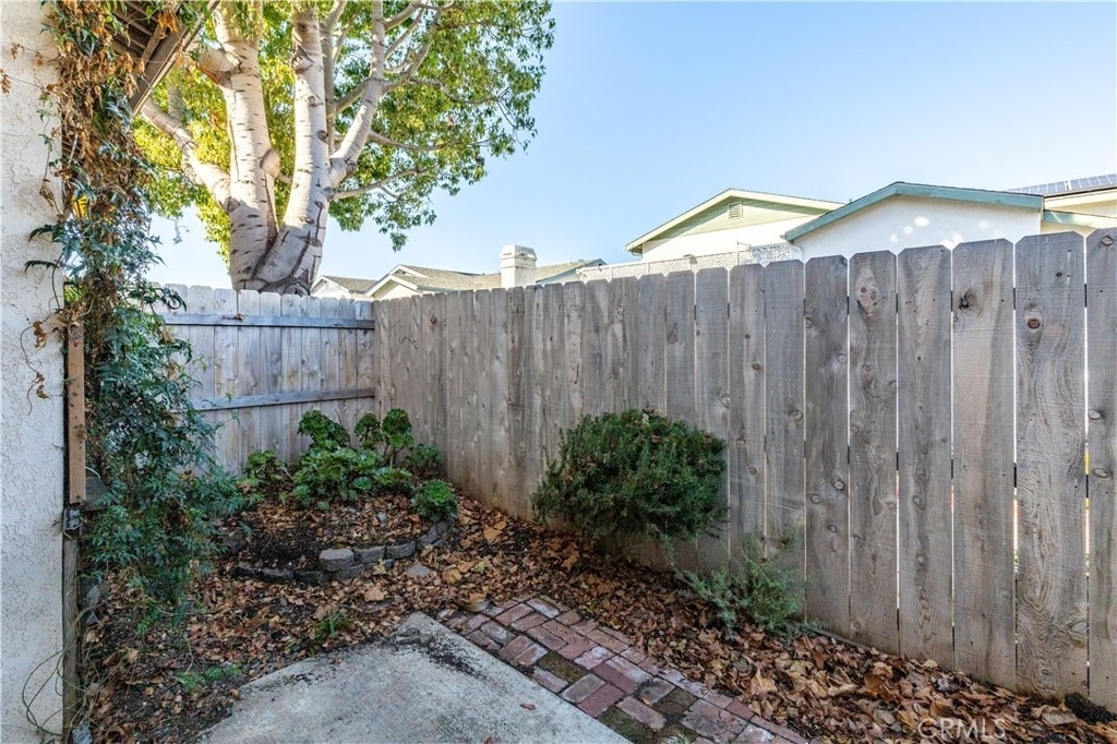 276 Spruce Street - Photo 32