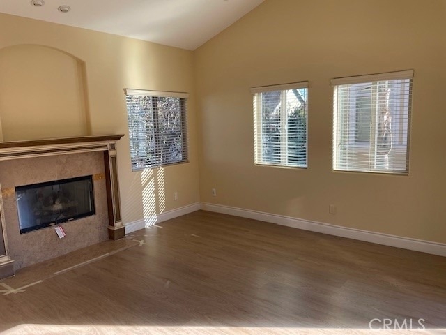 2207 Warfield Avenue - Photo 24