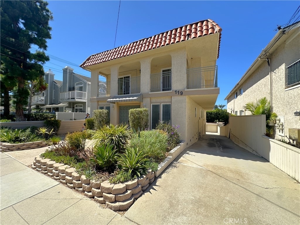 119 S Lucia Avenue - Photo 2