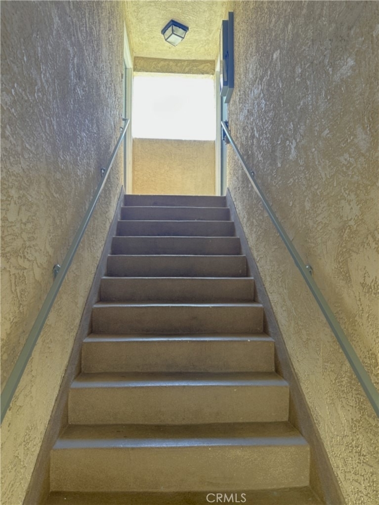 119 S Lucia Avenue - Photo 3