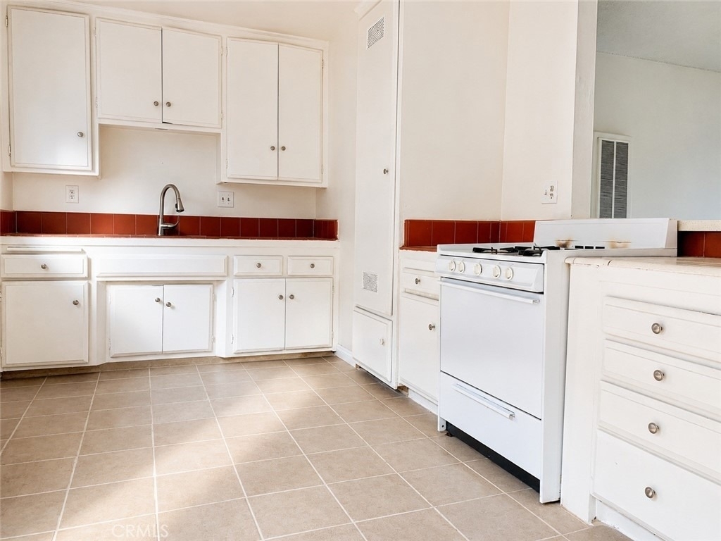 3411 W Orange - Photo 6