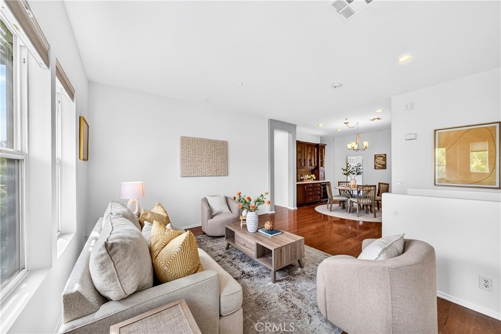 2256 Clark - Photo 9
