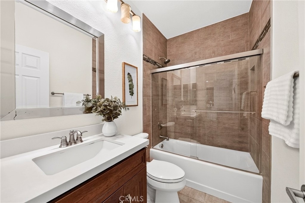 2256 Clark - Photo 25