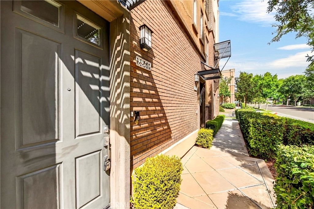 2256 Clark - Photo 1