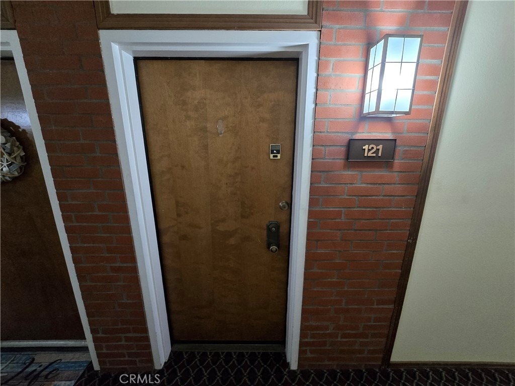 8828 Pershing - Photo 23