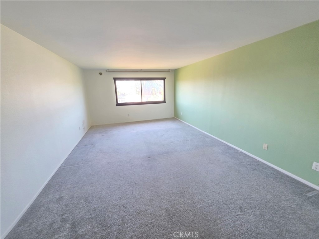 8828 Pershing - Photo 15