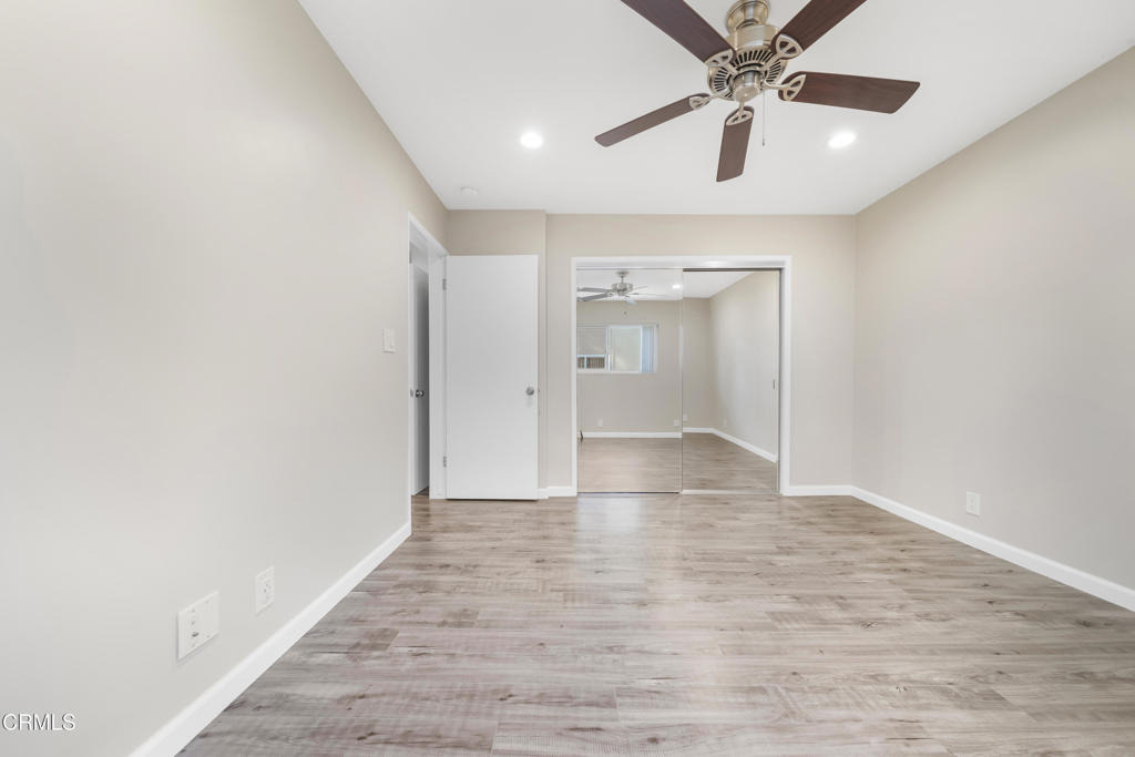 590 N Los Robles Avenue - Photo 7