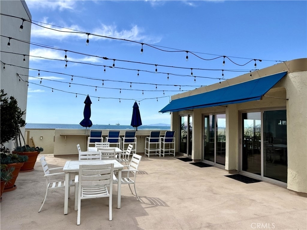 711 Pacific Coast - Photo 19