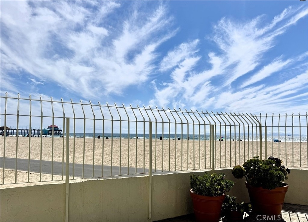711 Pacific Coast - Photo 13