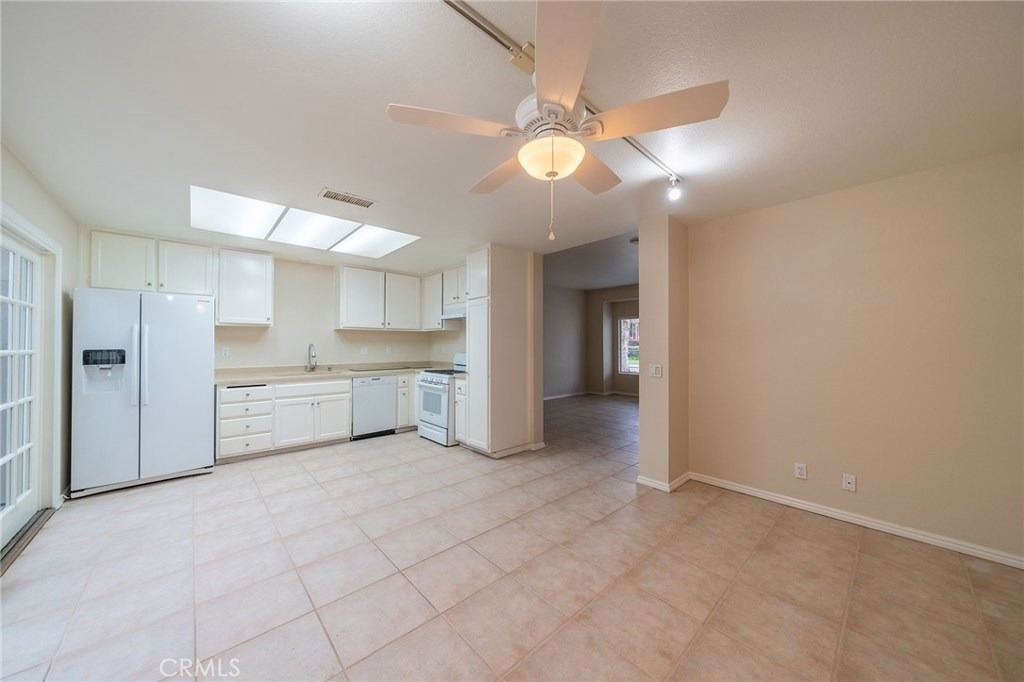 123 Goldenrod - Photo 7