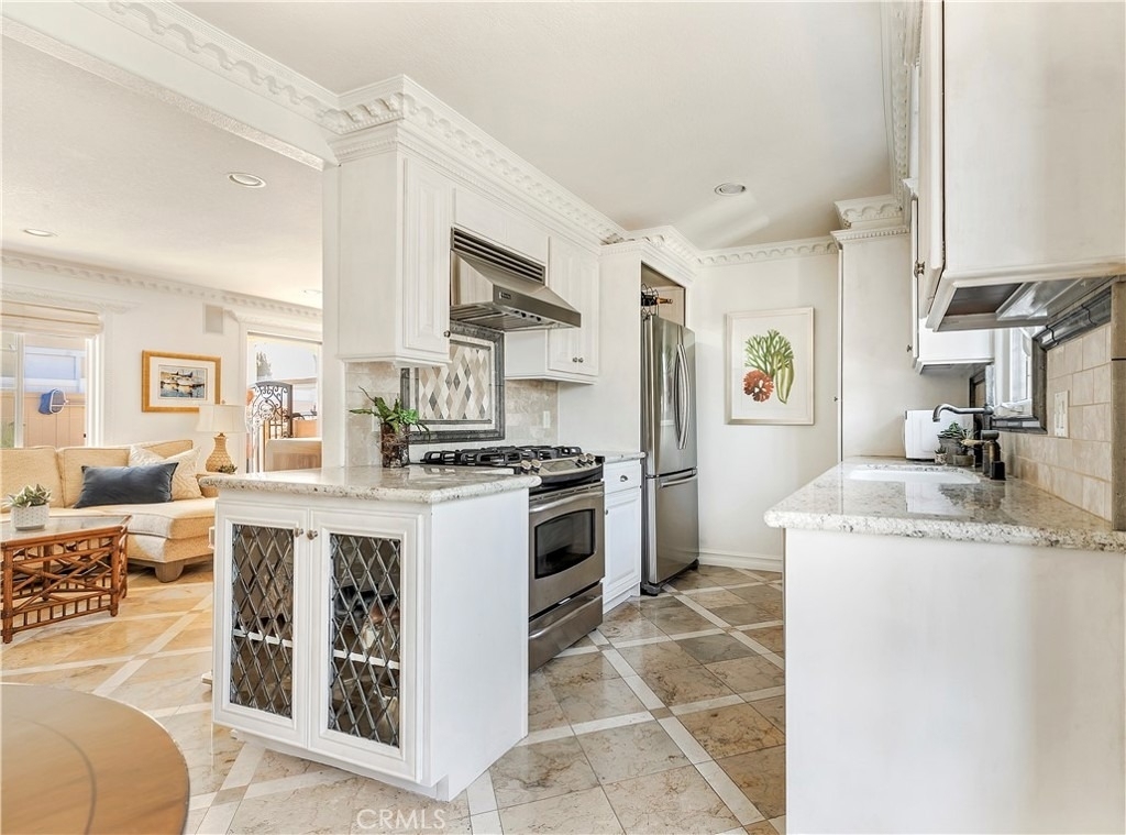 329 Marguerite Avenue - Photo 7
