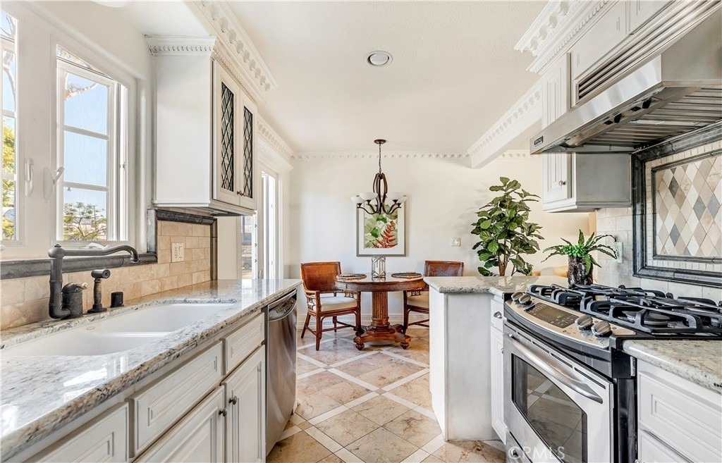 329 Marguerite Avenue - Photo 10