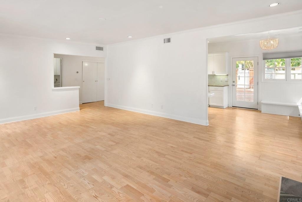 8228 Paseo Del Ocaso - Photo 7