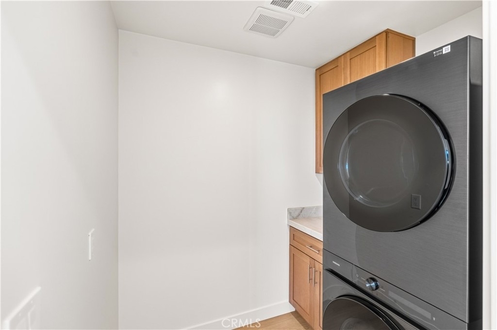 215 Oceanside Blvd - Photo 12