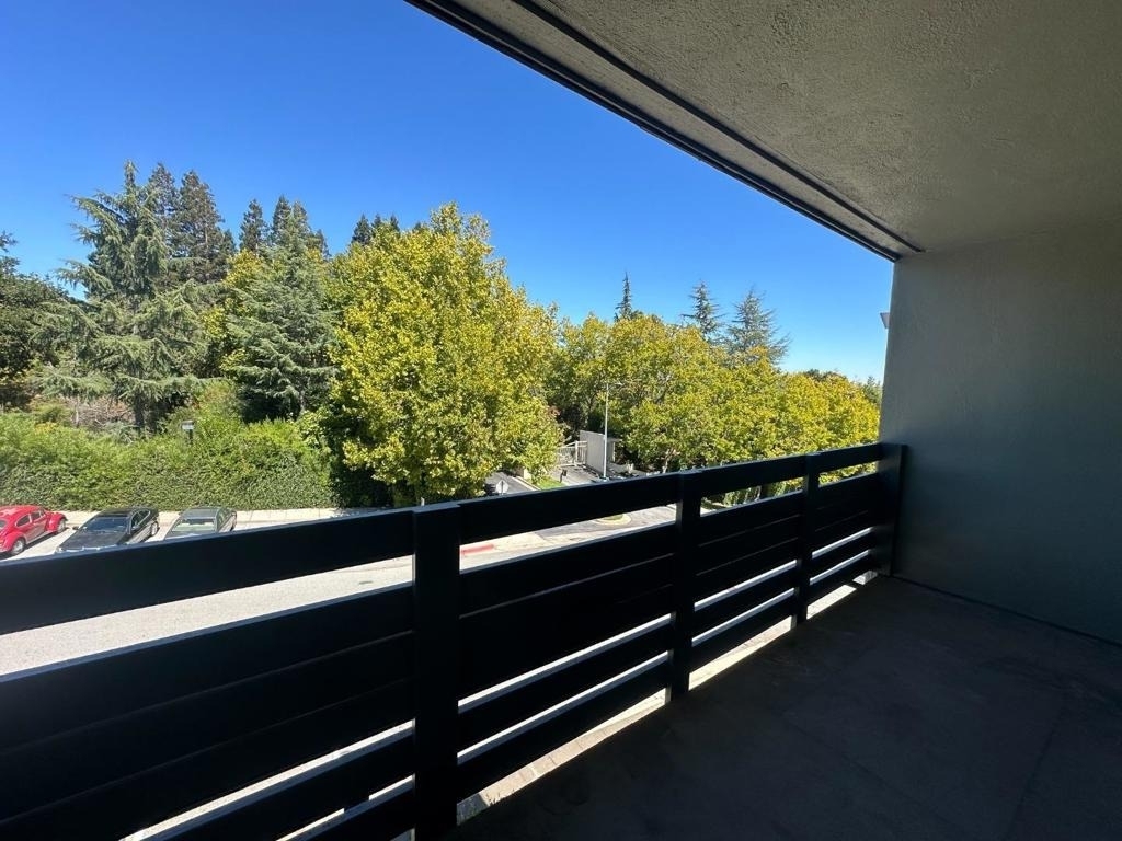 4004 Farm Hill Boulevard - Photo 6