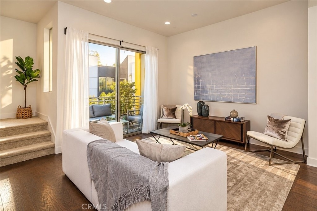 2207 Selig - Photo 8