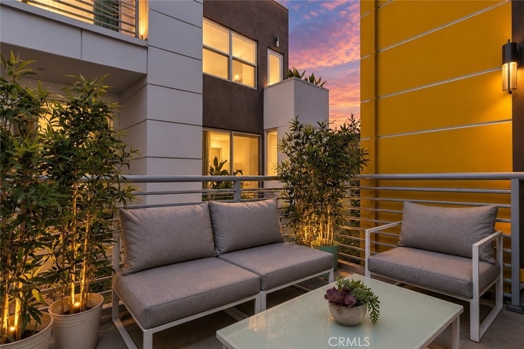 2207 Selig - Photo 7