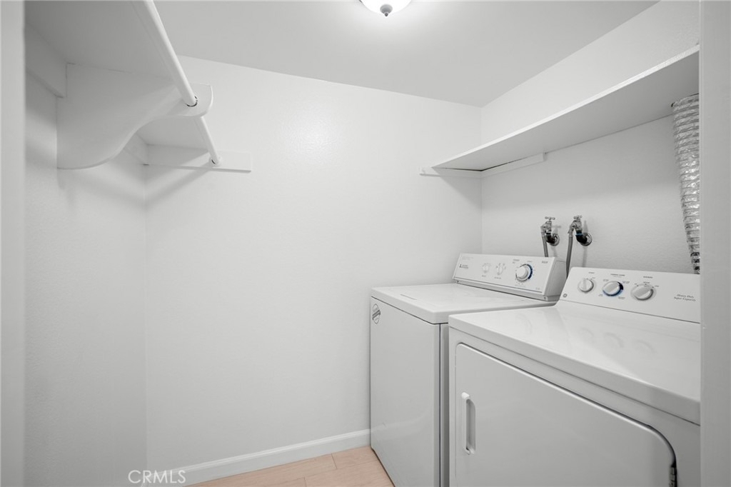 125 W Mountain Street - Photo 23