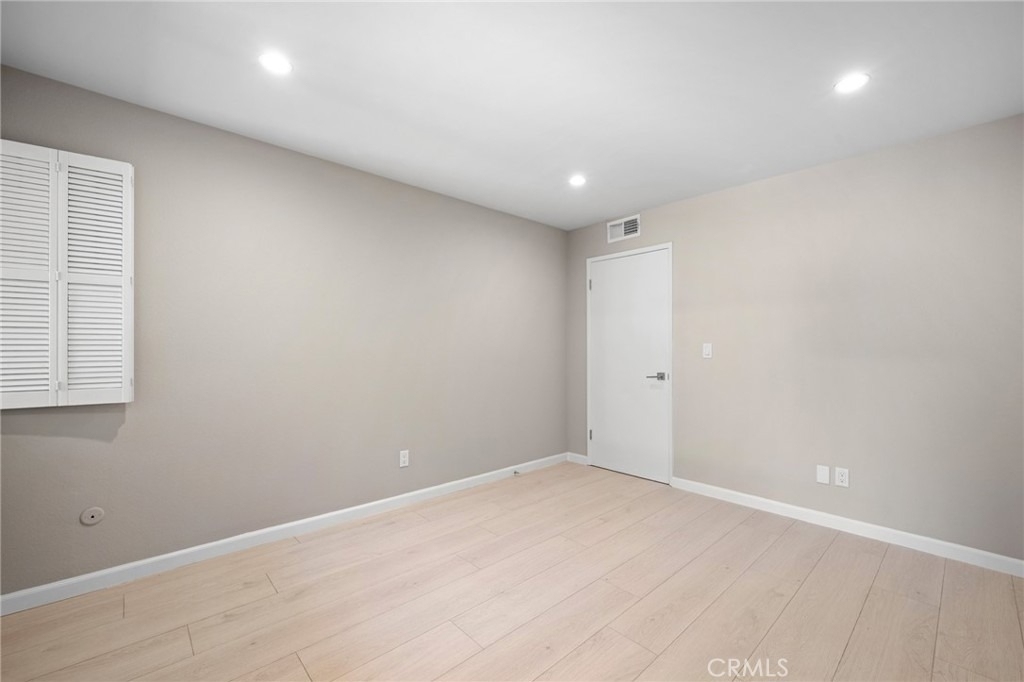 125 W Mountain Street - Photo 21